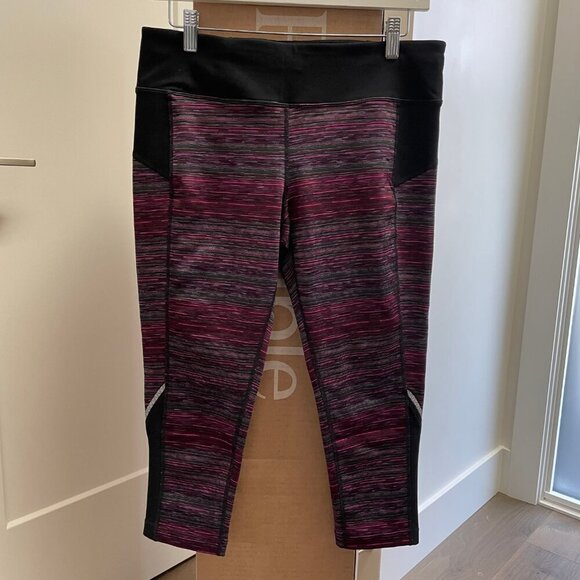 Running Room Fit-Wear Striped Crop Capri Length Leggings Pink Purp Blk Gray Sz M - Picture 13 of 13
